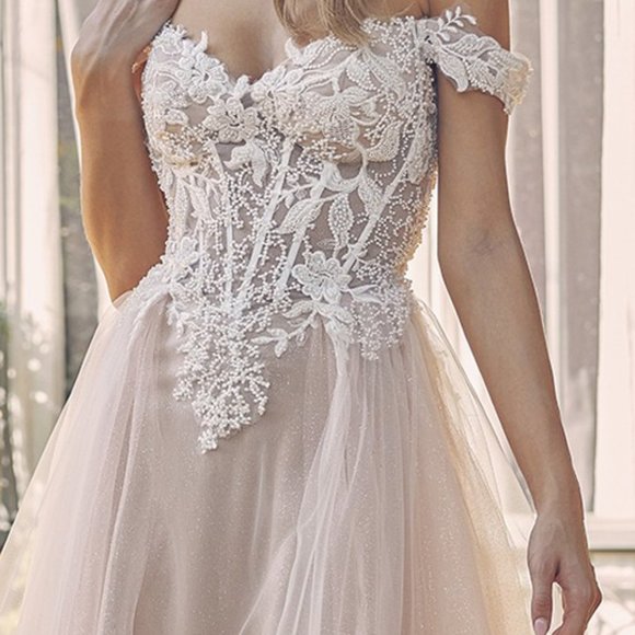 NEW LONG OFF THE SHOULDER SLEEVELESS WEDDING DRESS WITH ZIPPER BACK NX C1107W - Picture 4 of 11